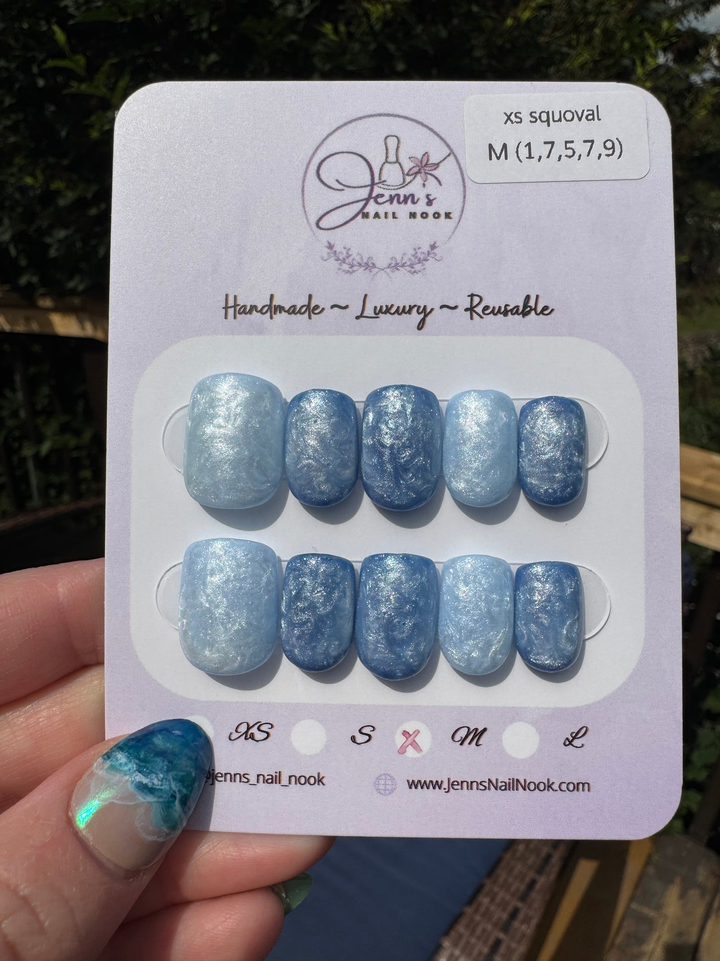 Arctic Drift – Pre-Designed Press-On Nail Set
