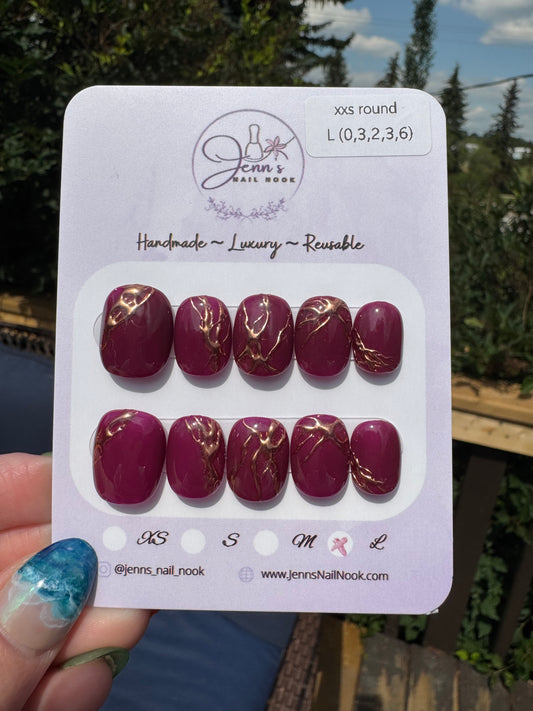 Berry Luxe – Pre-Designed Press-On Nail Set