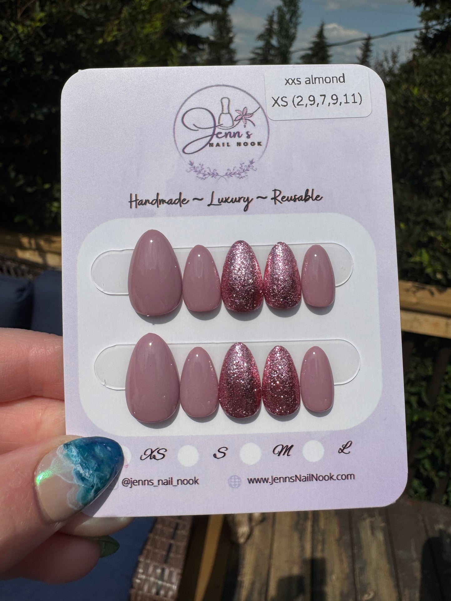 Rosé Sparkle – Pre-Designed Press-On Nail Set